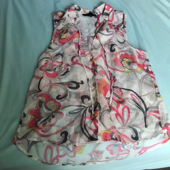 H&M chiffon top - Picture 2 of 2